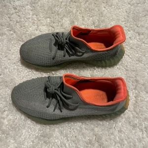 Yeezy Boost 350 V2 Desert Sage